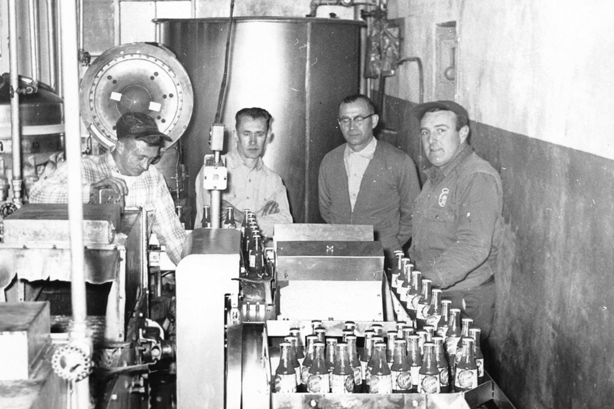 Keenline Employees in 1947